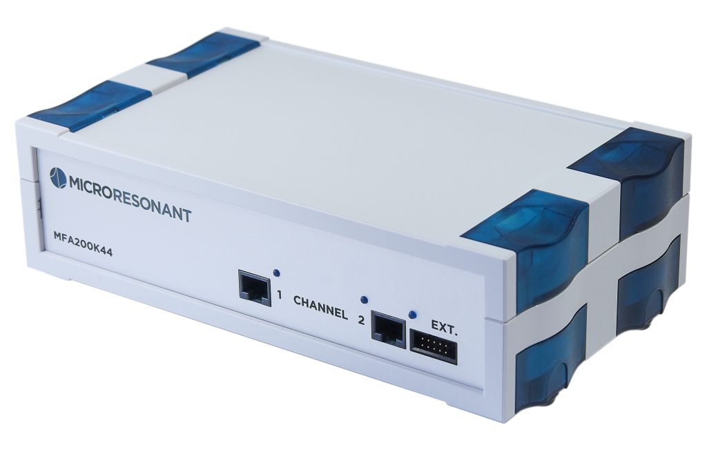 Universal resonance analyzer. Developmenttool for resonating acoustic sensors.